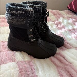 Black and Gray Winter Boots